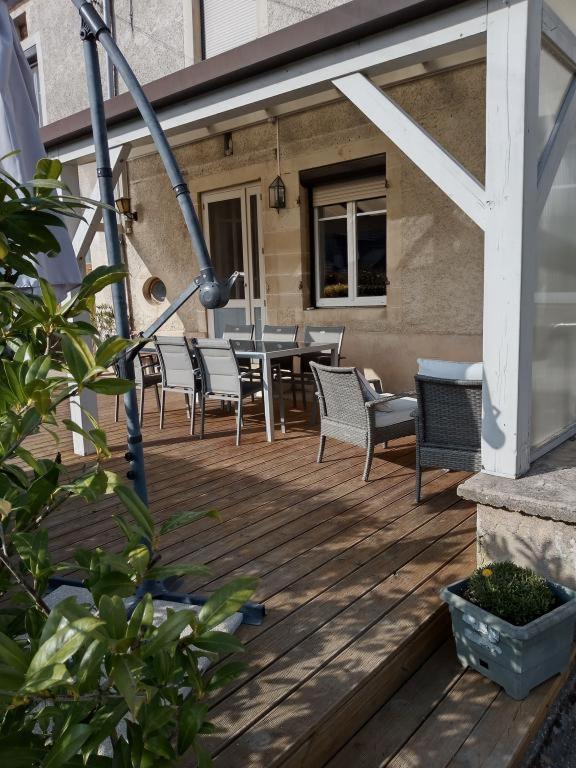 Gite Chez L'Oncle Jules Velesmes-Echevanne المظهر الخارجي الصورة
